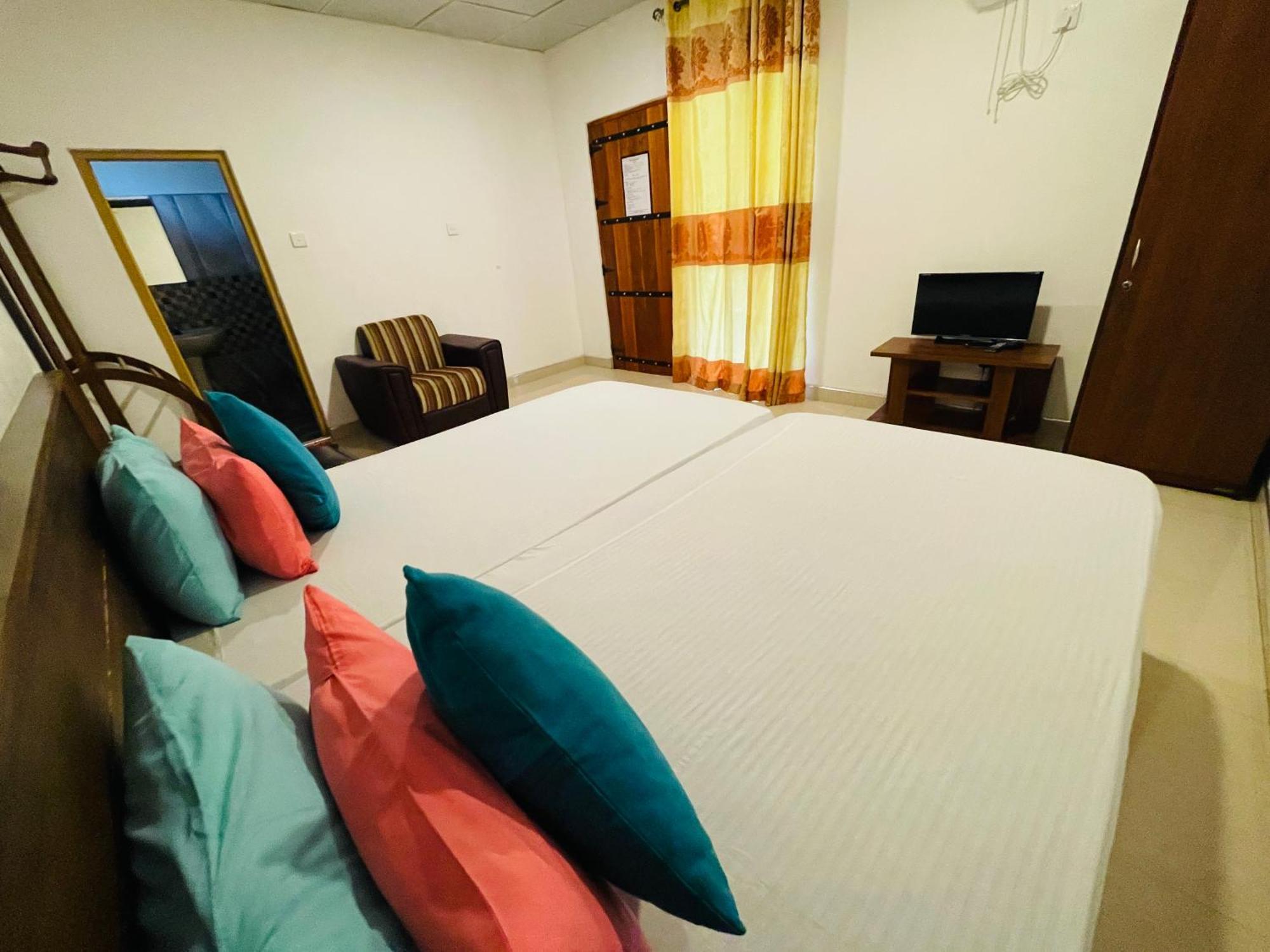 Tishan Holiday Resort Polonnaruwa Δωμάτιο φωτογραφία