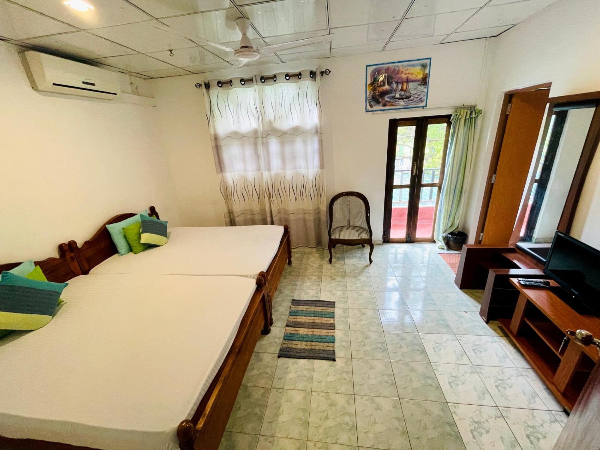 Tishan Holiday Resort Polonnaruwa Δωμάτιο φωτογραφία